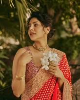 aishwarya-lekshmi-new-style-photos-004