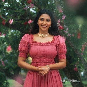 aishwarya-lekshmi-photos-new-002