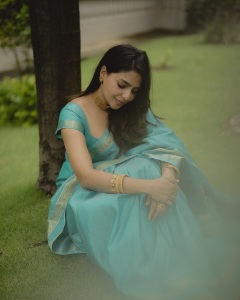 aishwarya-lekshmi-saree-photos-007