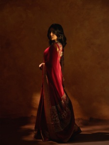 aishwarya-lekshmi-saree-photos-021