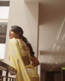 aishwarya-lekshmi-in-yellow-beautiful-saree-and-ornaments-photos-001