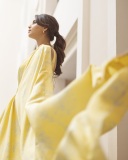 aishwarya-lekshmi-in-yellow-beautiful-saree-and-ornaments-photos