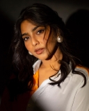 Aishwarya-Lekshmi-latest-pics-new-003