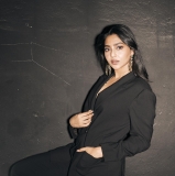 aishwarya-lekshmi-in-black-suit-photos-002