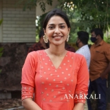 aishwarya-lekshmi-in-peach-anarkali-photos