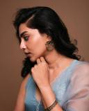 aishwarya-lekshmi-latest-syle-photoshoot-with-trending-fashion-dress-018