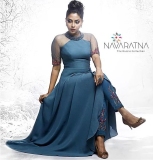 aishwarya-lekshmi-photoshoot-for-navarathna-collection-001