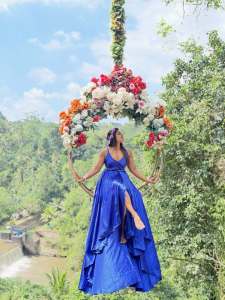 aishwarya-rajesh-in-blue-floor-length-maxi-gown-photos-002