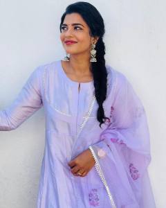 aishwarya-rajesh-in-light-blue-anarkali-churidar-photos-003