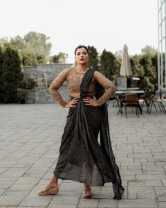aishwarya-rajesh-in-new-makeup-look-ideas-for-wedding-function-001