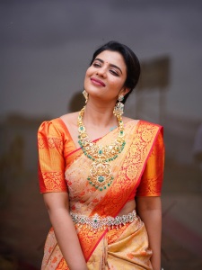 aishwarya-rajesh-in-new-makeup-look-ideas-for-wedding-function-016