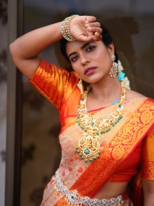 aishwarya-rajesh-in-new-makeup-look-ideas-for-wedding-function-017