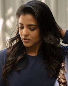 aishwarya-rajesh-latest-pictures-007
