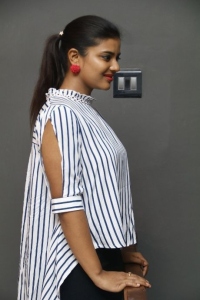 aishwarya-rajesh-latest-stills-008-00132