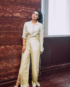 aishwarya-rajesh-new-photoshoot-pictures2022-010