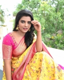 aishwarya-rajesh-different-style-images-008