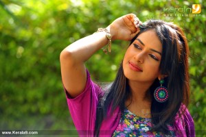 1128amala_paul_pics_79-004