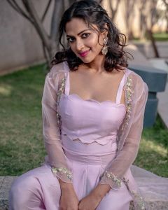 1_amala-paul-instagram-photos-003