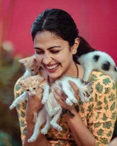 1_amala-paul-photos-latest-005