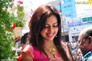 5068amala_paul_latest_photos_88-002