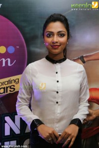 7958amala_paul_pics_22-003