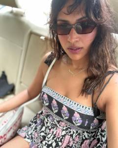 Amala-Paul-new-images-in-Floral-tassel-strap-top-032