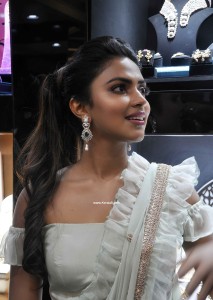 amala-paul-latest-images-09-362