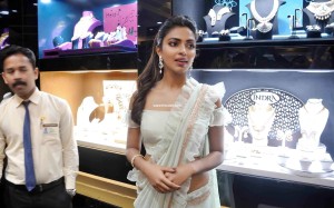 amala-paul-latest-images-0939