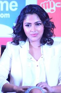 amala-paul-latest-images0956
