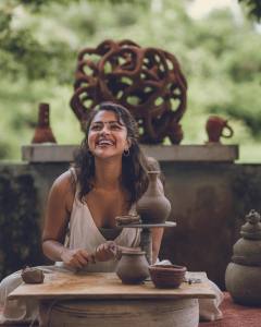 amala-paul-latest-photos-in-V-neck-Cupro-Cocoon-Dress-00101