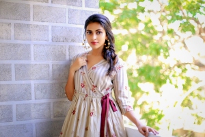 amala-paul-latest-photoshoot-pics-09314-220