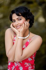amala paul latest pictures-001