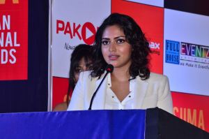 amala-paul-latest-pictures06-00272