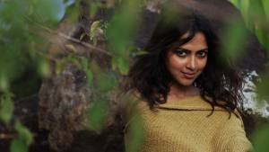 amala-paul-new-photo-shoot-images-0921-001