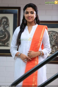 mili-malayalam-movie-amala-paul-pics-05782