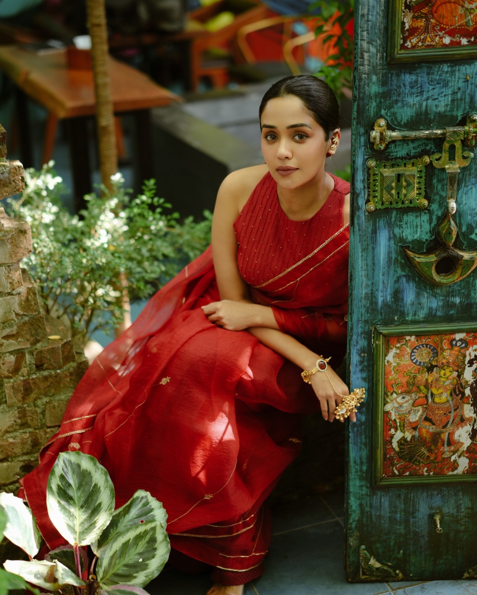actress-ananya-makeup-look-latest-trend-photos-014