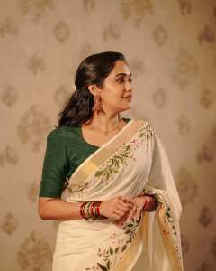 actress-ananya-in-trending-makeup-and-ornaments-ideas-photos-008