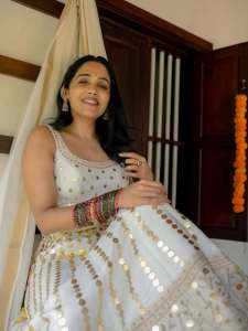 actress-ananya-in-trending-makeup-and-ornaments-ideas-photos-009