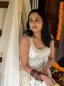 actress-ananya-in-trending-makeup-and-ornaments-ideas-photos-014