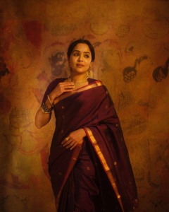 actress-ananya-makeup-look-latest-trend-photos-003