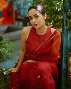 actress-ananya-makeup-look-latest-trend-photos-013