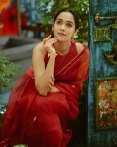 actress-ananya-makeup-look-latest-trend-photos-022