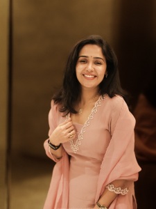 actress-ananya-makeup-look-latest-trend-photos-023