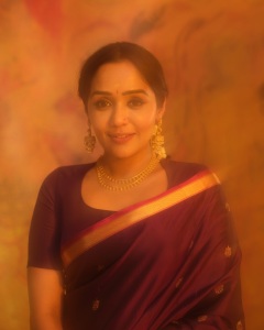 actress-ananya-makeup-look-latest-trend-photos