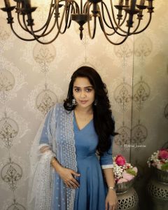 actress-ananya-new-photoshoot-photos-in-churidar-images