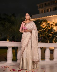 actress-ananya-new-photoshoot-post-005