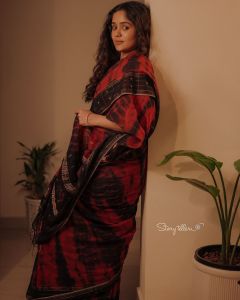 actress-ananya-new-photoshoot-post-017