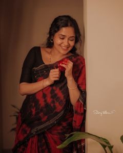 actress-ananya-new-photoshoot-post-018