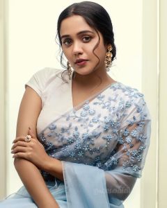 ananya-grihalakshmi-magazine-photoshoot-002