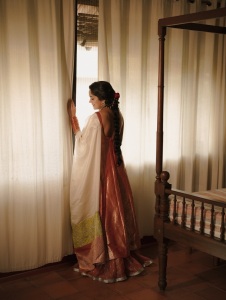 ananya-in-kinav-store-out-outfit-photos-004